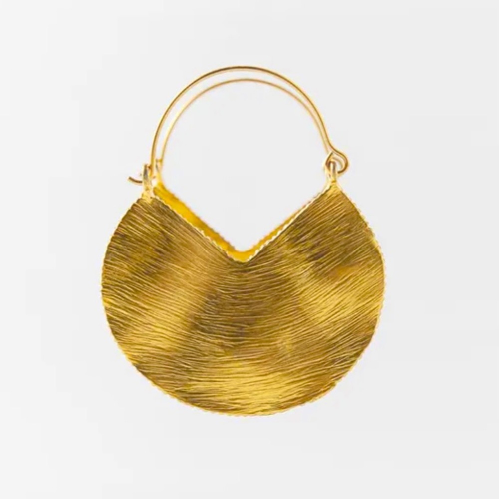 🍋2/$30 New Zara Etched Semicircle Hoops - Picture 4 of 7